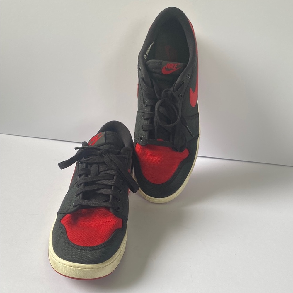 Nike Red and Black Low-Top Sneakers